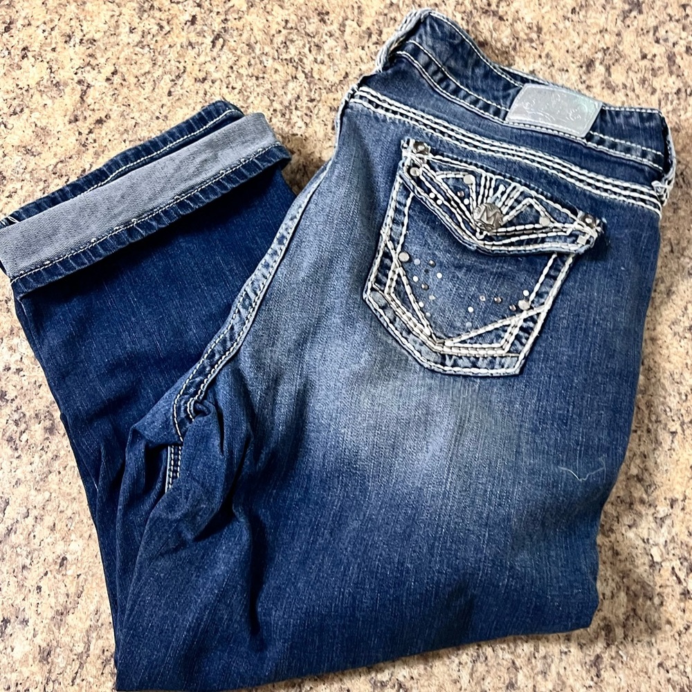 Maurice’s premium capri jeans fancy stitch bling 20